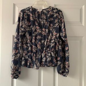 Sienna Sky Medium beautiful floral long sleeve button down top!!